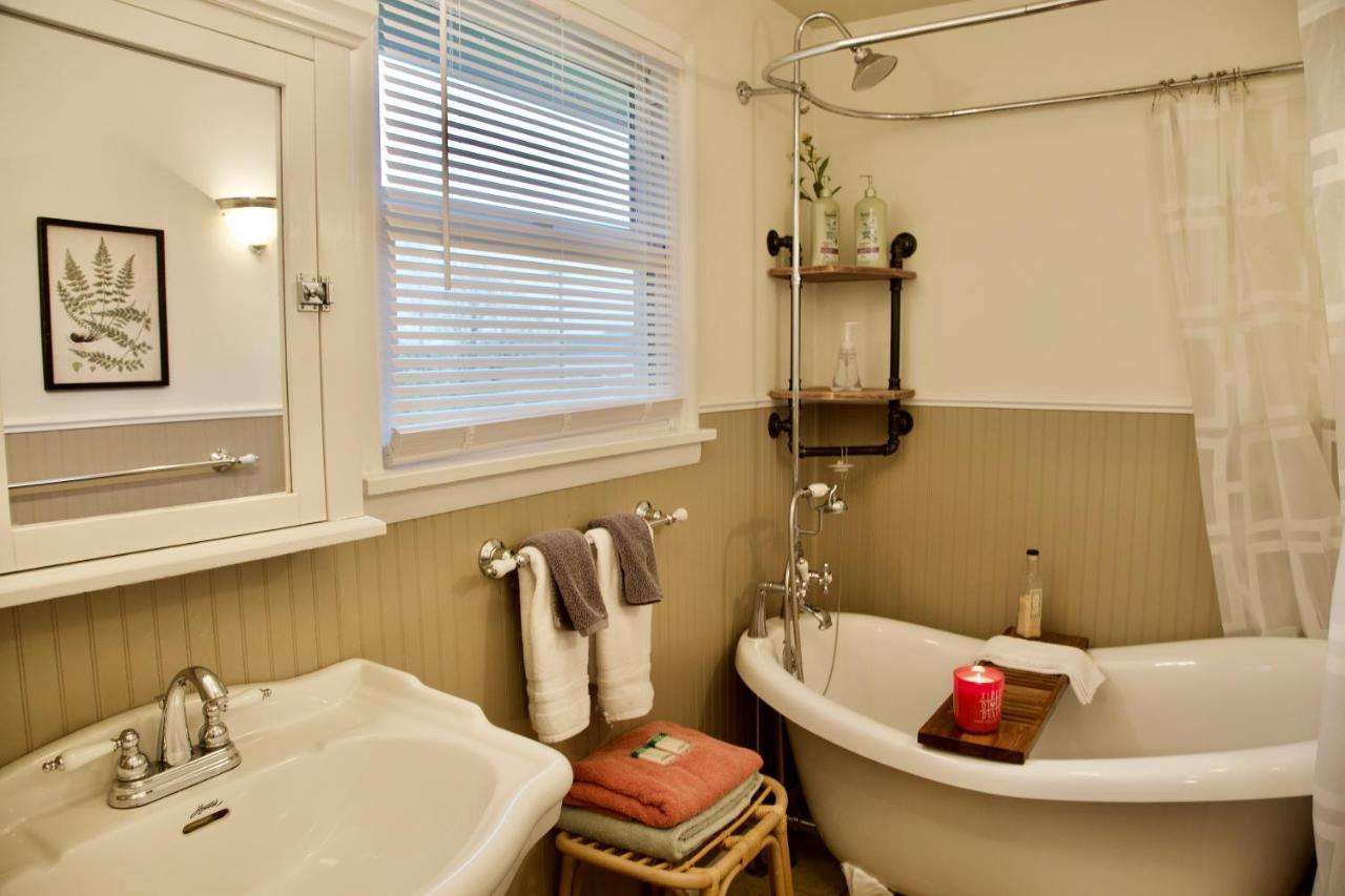 Private Seattle Getaway Home Near Lake Washington! Ngoại thất bức ảnh